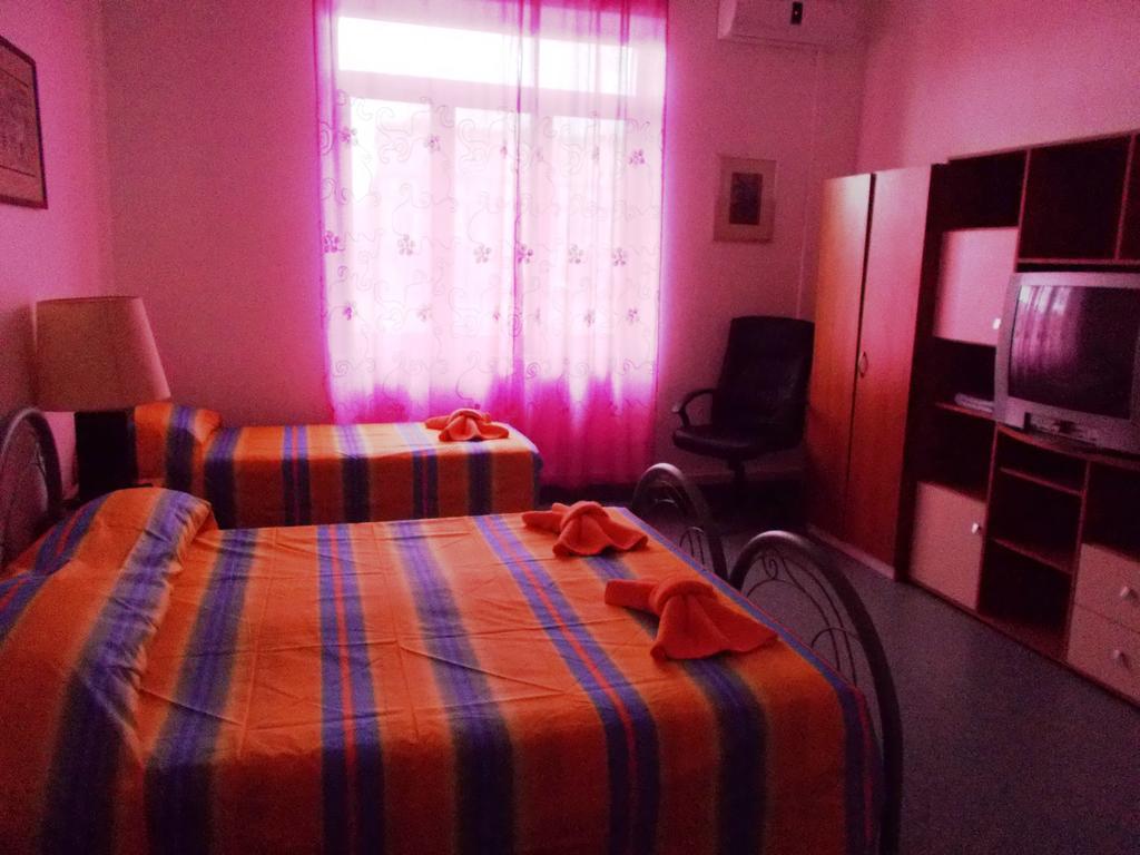 Fragolina Bed and Breakfast Νάπολη Δωμάτιο φωτογραφία
